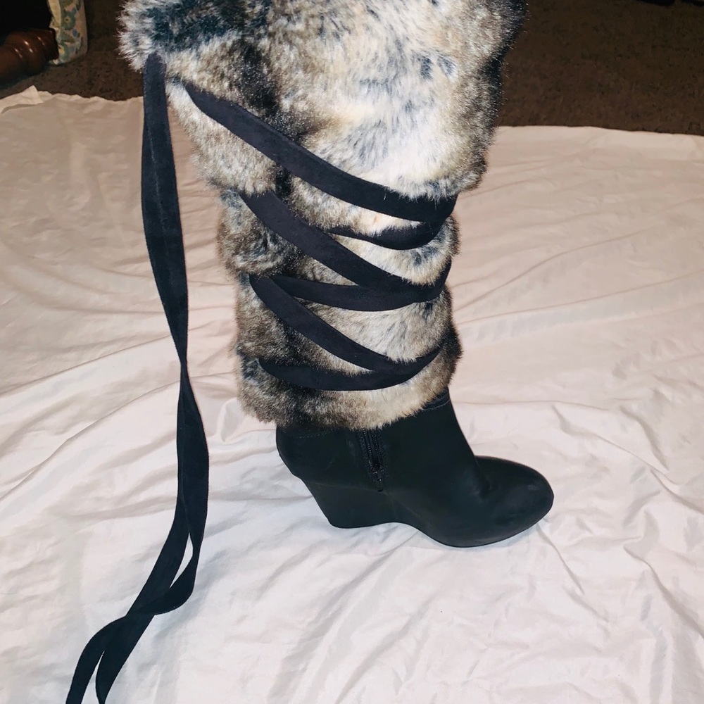 Fox faux fur boots